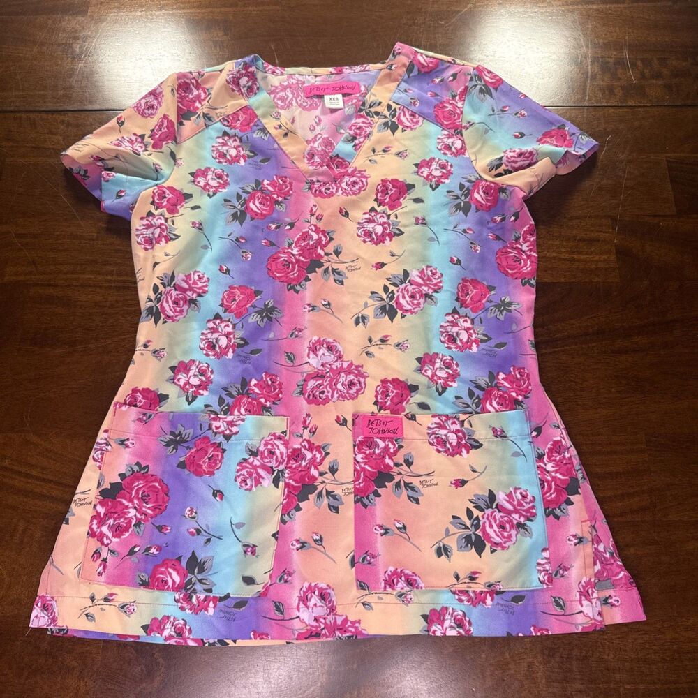 Betsey Johnson Womens Scrub Top XXS V-Neck Floral Rainbow Print Pocket Medical